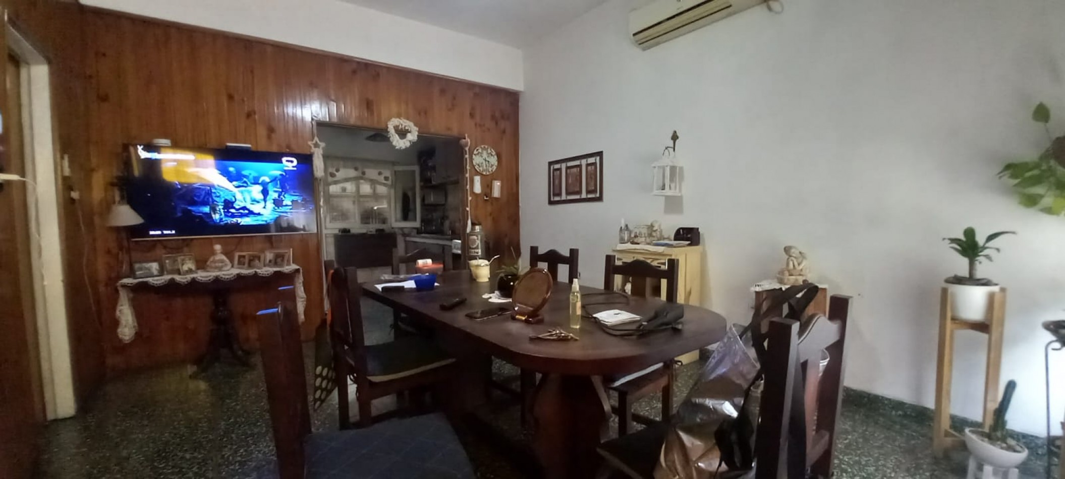 VENTA DE CASA CON QUINCHO Y GARAJE. Oportunidad, posibilidad de financiacion.