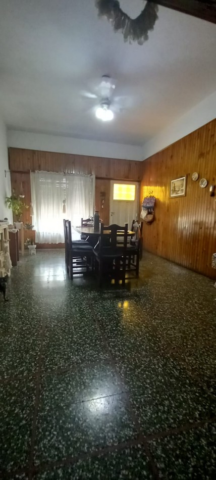 VENTA DE CASA CON QUINCHO Y GARAJE. Oportunidad, posibilidad de financiacion.