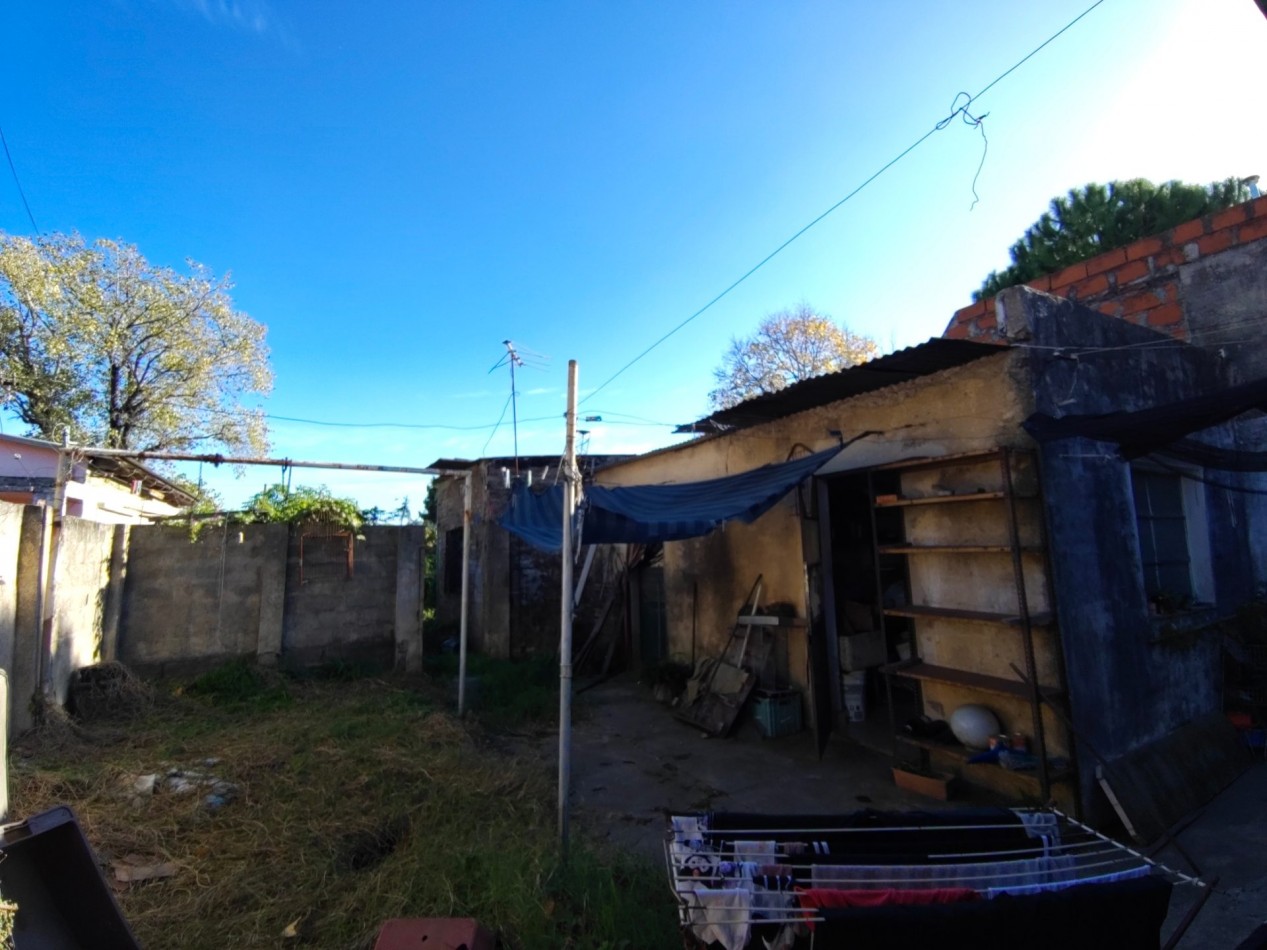 VENTA DE LOTE DE 444 M² CON CASA A REFACCIONAR Y LOCAL AL FRENTE