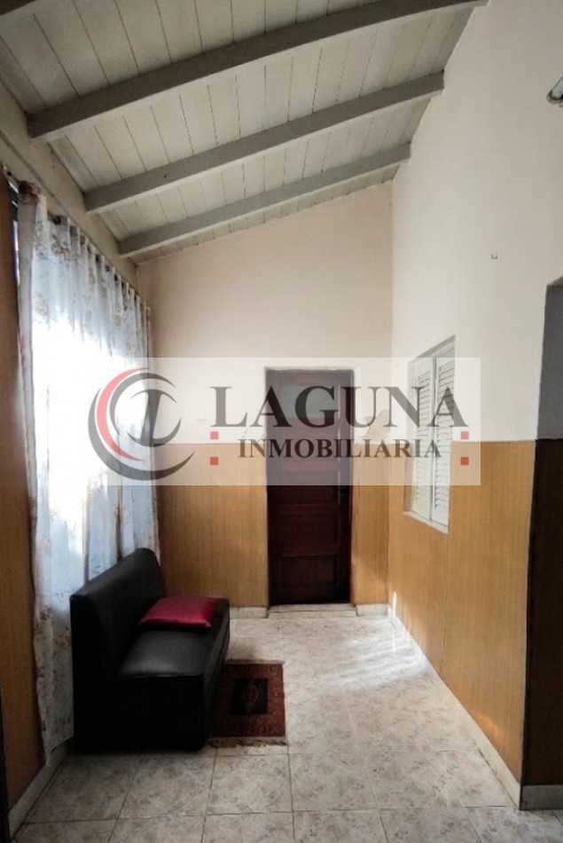 OPORTUNIDAD VENTA DE CASA CON GRAN LOTE Y GARAGE PRIVADO APTO NEGOCIO Y APTO CREDITO