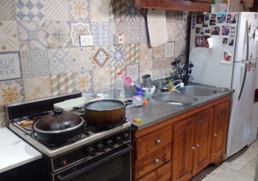 ALQUILER DE FUNCIONAL PH DE 2 AMBIENTES CON PATIO INTERNO